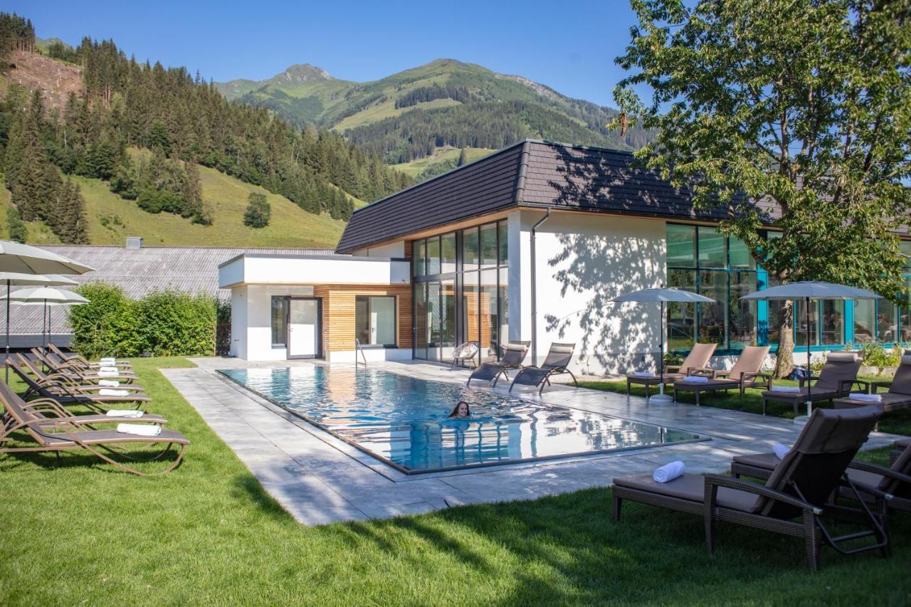 Rauriserhof 4 Sterne Superior Exterior photo