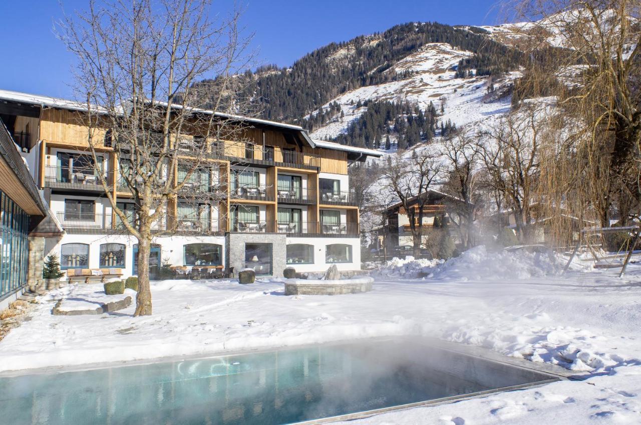 Rauriserhof 4 Sterne Superior Hotel Exterior photo
